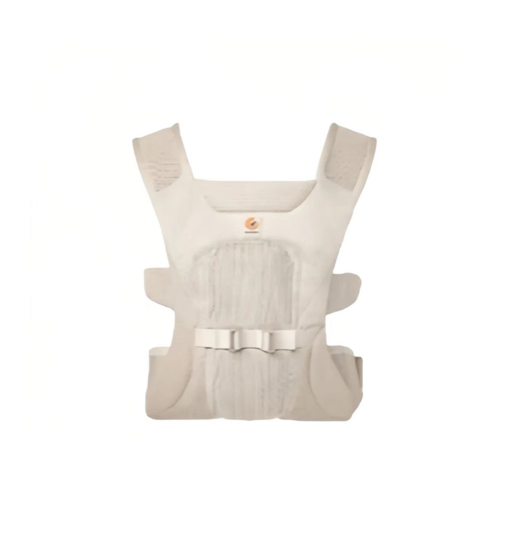 Front view of Ergobaby Aerloom baby carrier in oatmeal beige. Stylish and breathable baby carrier made with FormaKnit fabric, ideal for newborns to toddlers in neutral tones.